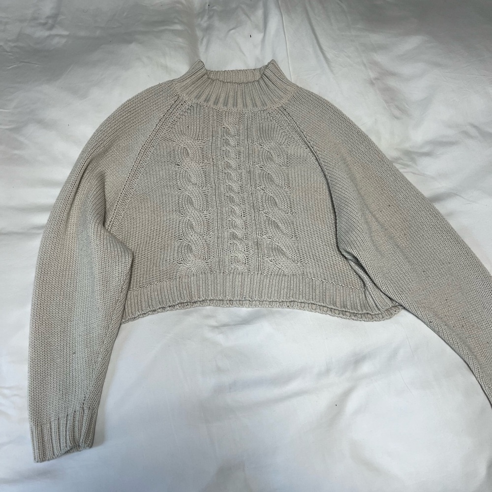 Billabong turtle neck cropped cable knit sweater